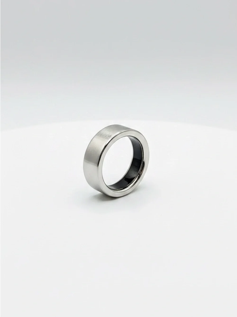 Oura Ring 4 Silver Size 9 Smart Ring Sleep Fitness Health Tracker Barely Used